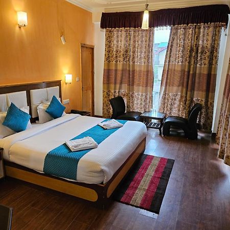 Hotel Akash Regency Manāli Extérieur photo