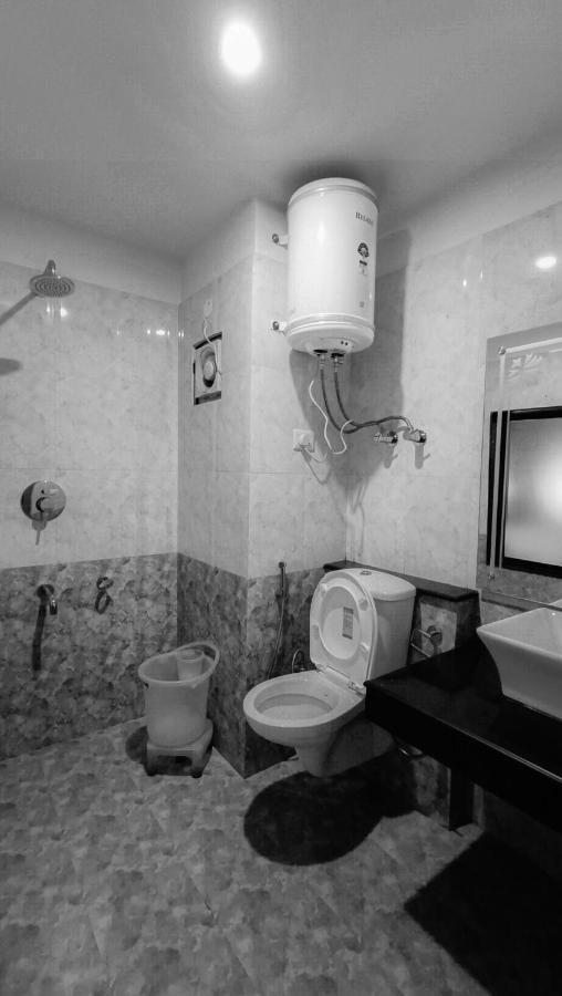 Hotel Akash Regency Manāli Extérieur photo
