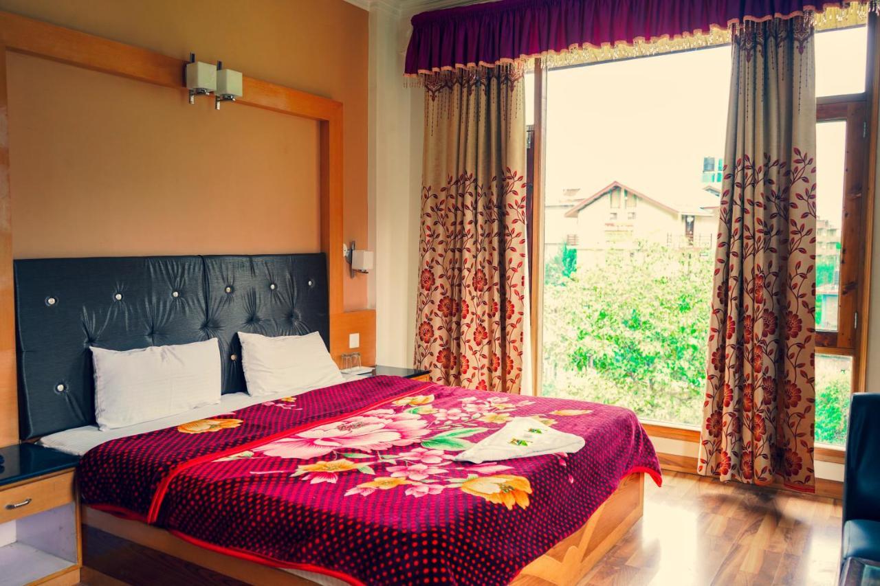 Hotel Akash Regency Manāli Extérieur photo