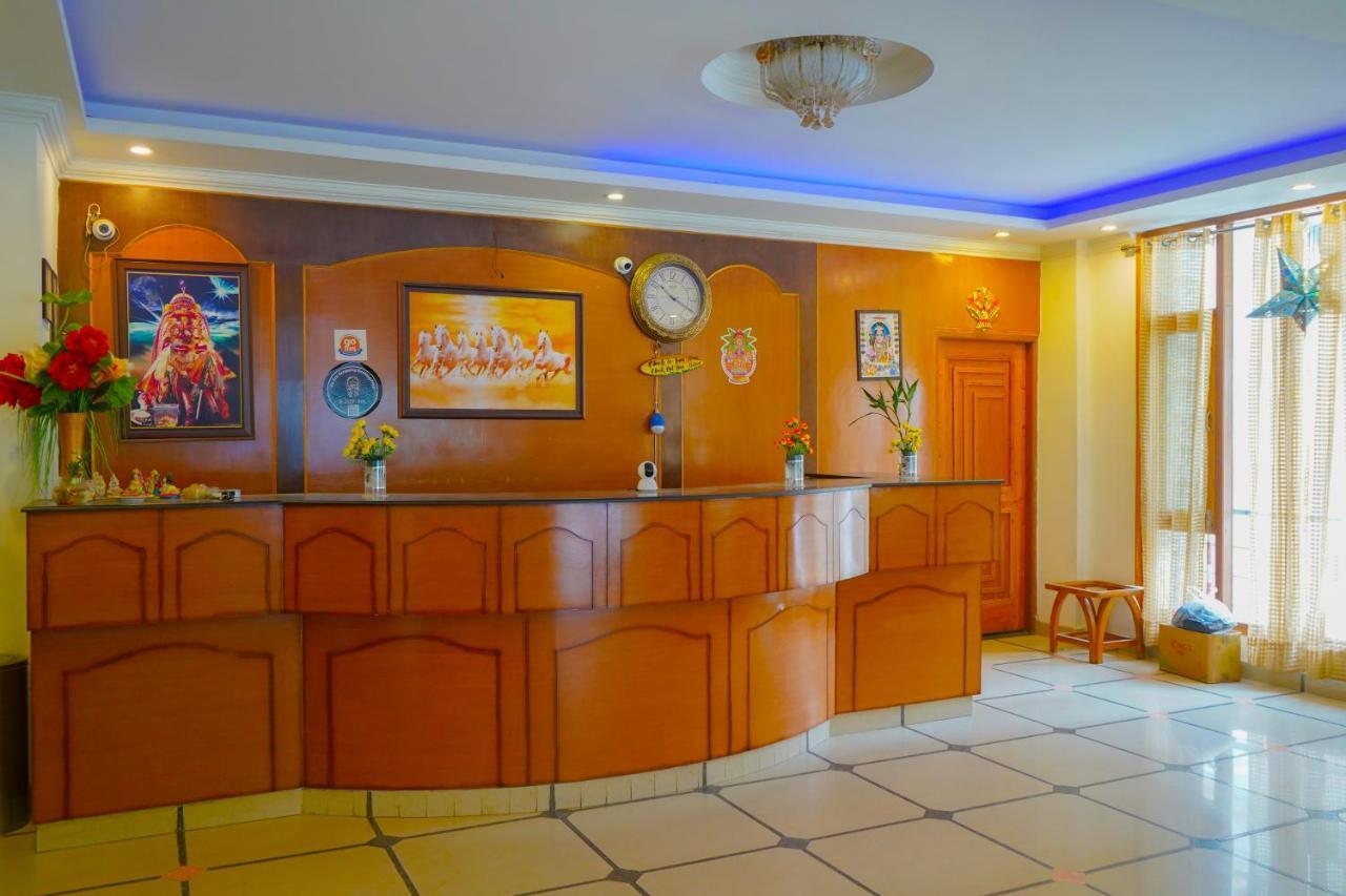 Hotel Akash Regency Manāli Extérieur photo