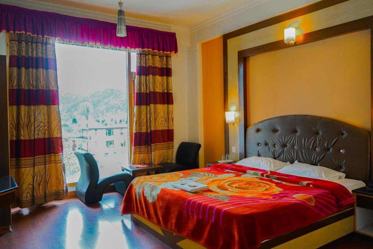 Hotel Akash Regency Manāli Extérieur photo