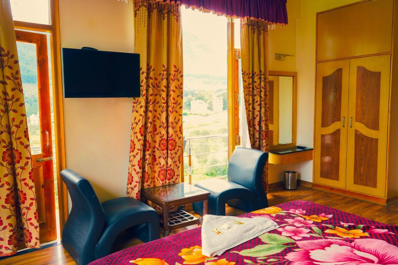 Hotel Akash Regency Manāli Extérieur photo